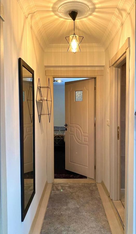 Cozy Big Sisli Apartment , Ac, Modern &For Family,Friendly In Center Istanboel Buitenkant foto